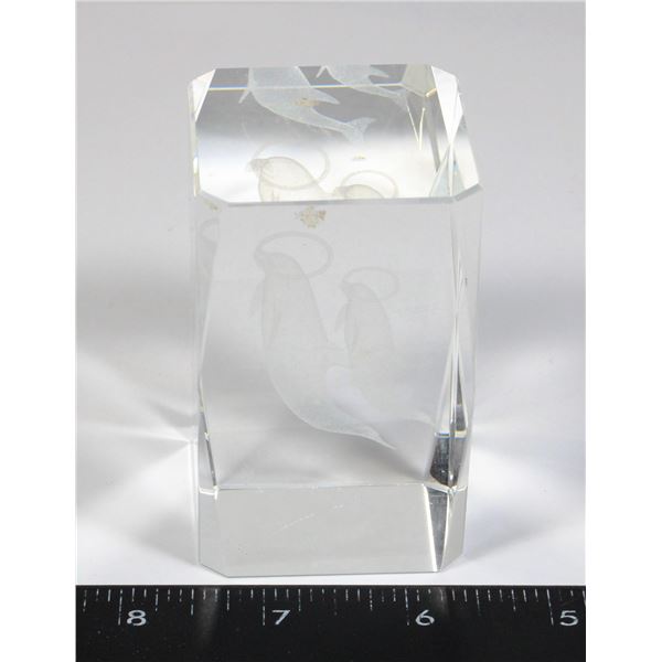 LAZER CUT GLASS DOLPHINS PAPER WEIGHT