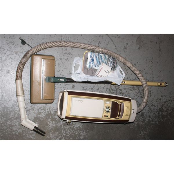 ELECTROLUX VACUUM WITH POWER HEAD AND