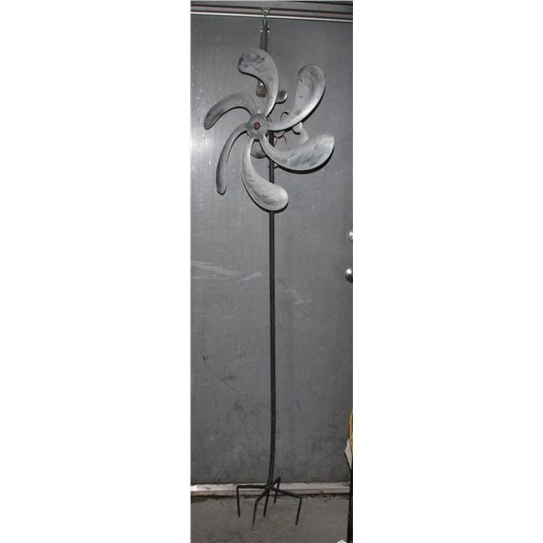 TALL GROUND MOUNT WIND GARDEN DECORATION