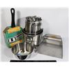 Image 1 : FLAT WITH STAINLESS STEEL POT, BUCKETS,