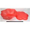 Image 1 : LARGE TUPPERWARE SERVER WITH LID