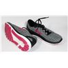 Image 1 : USED WOMENS UNDER ARMOUR SIZE 8 RUNNING SHOES
