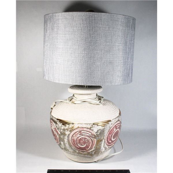 CERAMIC BASE LAMP, HIGHLY DECORATIVE