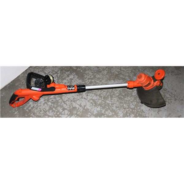 BLACK & DECKER WEED WACKER