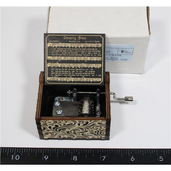 NEW AMAZING GRACE CRANK STYLE WOODEN MUSIC BOX