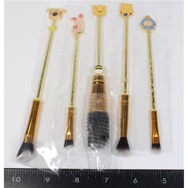 NEW 5PC WINNIE THE POOH THEME MAKE UP BRUSHES