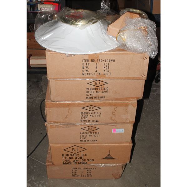LOT OF 6 NEW LIGHT FIXTURES IN BOX