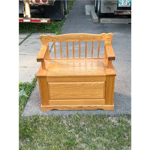 Nice Wooden Storage Bench - Approx: 32 x 17 & 30"T