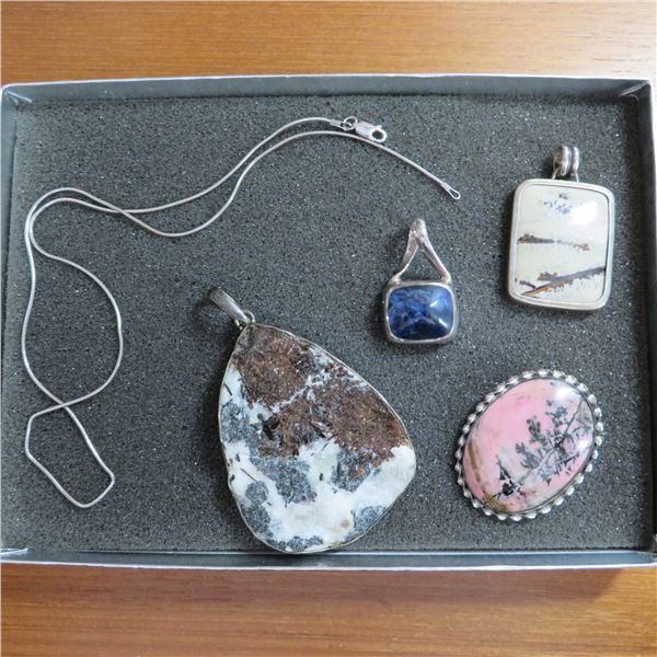 925 Silver chain with four pendants - see description and photos