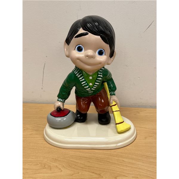 Vintage Ceramic Curling Player 8.5"W 10.5"T