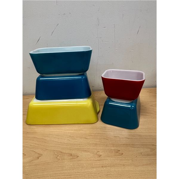 Lot of 5 Pyrex Fridge Dishes (no lids)