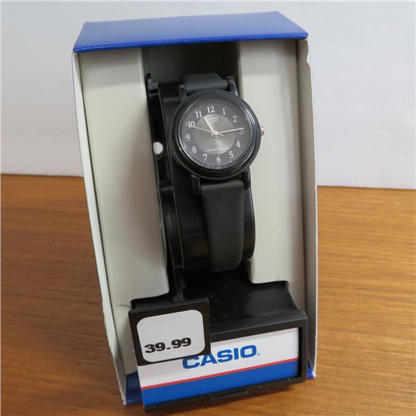 Brand New CASIO women's watch with black silicone strap.  In new/working condition