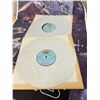 Image 3 : Star Wars Double LP with Inserts - vinyl shows some play wear, see all photos