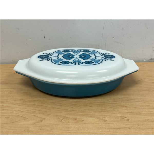 Pyrex Horizon Blue Divide Casserole with Lid 1.5 Qt. - nice overall