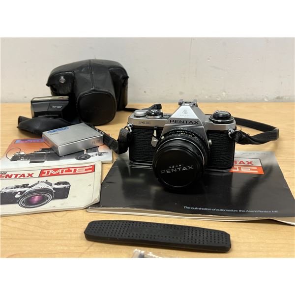 Asahi Pentax ME Film Camera & accessories - see all photos, not tested