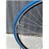 Image 12 : Giant Bike Aluxx Butted 6000 Series Compact Road Bicycle