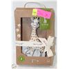 Image 1 : NEW WITH BOX SOPHIE LA GIRAFE 50 PURE