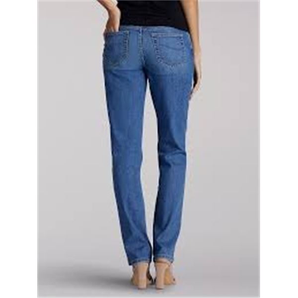 NEW LEE WOMENS PETITE MID RISE STRAIGHT LEG JEANS
