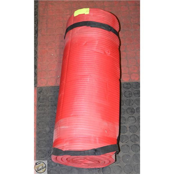 RED YOGA MAT