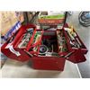 Image 2 : BEACH TOOL BOX WITH CONTENTS
