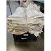 Image 1 : CRATE OF 50 SAND BAGS