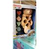 Image 2 : 16 NEW HOPSCOTCH LANE BATH SHAPE SORTER TOYS RETAIL $ 220