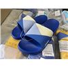 Image 2 : 7 NEW PAIRS OF SLIDE SANDALS, ASSORTED SIZE AND COLOR