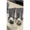 Image 2 : 2 PAIRS OF SWIM / SCUBA FINS