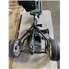 Image 2 : HILLBILLY GOLF CADDY CART