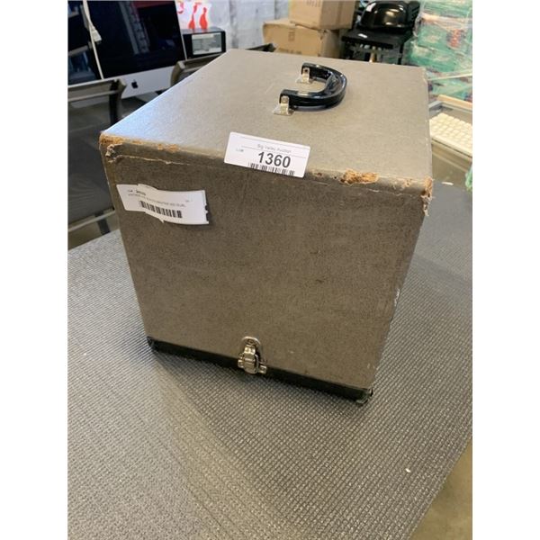 VINTAGE SVE SCHOOLMASTER 500 DUAL PURPOSE PROJECTOR