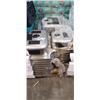Image 1 : PALLET OF SINKS