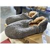 Image 2 : LONG BAY MENS SHERPA HOUSE SLIPPERS MEMORY FOAM SHOES GREY SIZE 11-12 AND EVERFOAMS WOMENS ALPINE SH