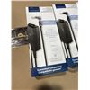 Image 2 : 3 INSIGNIA 65 WATT UNIVERSAL LAPTOP CHARGERS