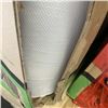 Image 3 : CASE OF PAPER TOWEL ROLLS 12 X 600'
