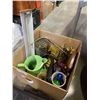 Image 2 : LOT OF ASSORTED HOUSEHOLD ITEMS