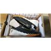 Image 2 : INDOOR SOCCER SHOES SIZE 6.5, GREEN HEELS SIZE 6 AND RUNNING SHOES SIZE 9.5