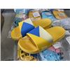 Image 2 : 7 NEW PAIRS OF SLIDE SANDALS, ASSORTED SIZE AND COLOR