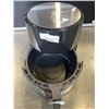 Image 2 : BELLAPRO 8QT AIR FRYER - TESTED WORKING, RETAIL $129