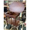Image 2 : ANTIQUE FLIP TOP SECRET STORAGE OVAL ACCENT TABLE
