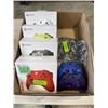 Image 2 : 10 XBOX CONTROLLERS, STORE RETURNS/DEFECTIVE