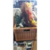 Image 2 : BASKET OF DECOR AND PINE POTATOE BIN
