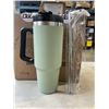 Image 2 : 3 NEW STAINLESS STEEL TUMBLERS, VACUUM INSULATED MUG