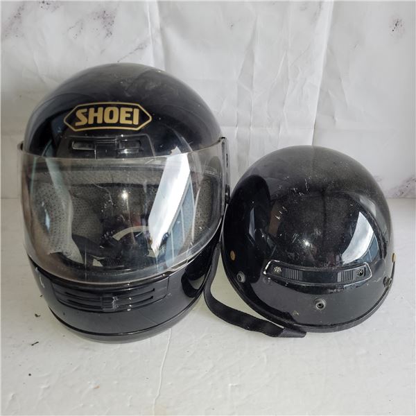Lot of 2 Helmets