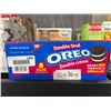Image 1 : Oreo Double Stuf Double Creme Cookies, 10 x 116 g Packs