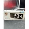 Image 2 : GH 0712 Digital Alarm Clock With LED Display and Adjustable Brightness