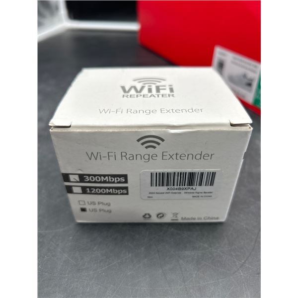 Wi-Fi Range Extender Model X0045XPAJ with 300Mbps Speed