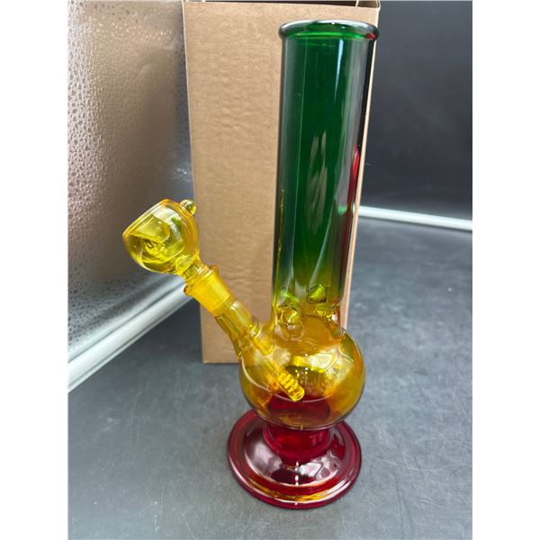 Glass Water Pipe with Detachable Component in Green and Yellow Finish