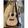 Image 1 : Ukulele Model EM-500-C with Accessories and Aquila Strings