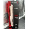 Image 2 : Remington Shine Therapy Argan Oil & Keratin S8540 Hair Straightener