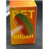 Image 1 : Pet Brush Spray Massage Comb in Green/Red